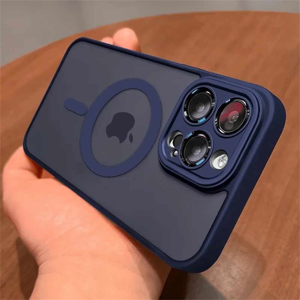 Luxury Lifestyle Photography - Casing Pengisi Daya Nirkabel Magnetik Mini