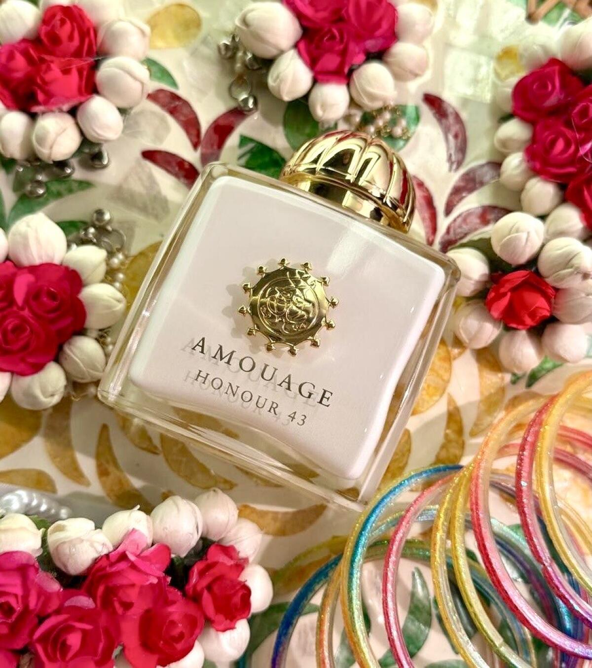 Luxury Lifestyle Gifts - Amouage Jubilation 40 Honour 43 Extrait