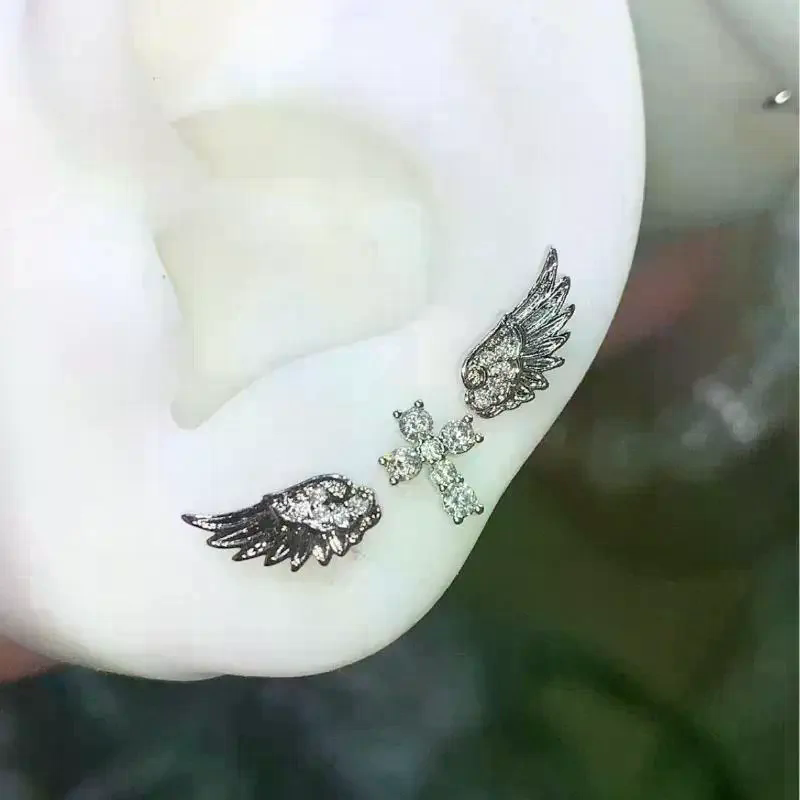 Luxury Lifestyle Gifts - Anting Salib Sayap Malaikat Perhiasan Gaya